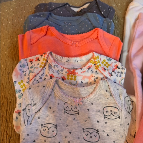 Girls newborn everyday outfits. By Carter - Picture 4 of 6